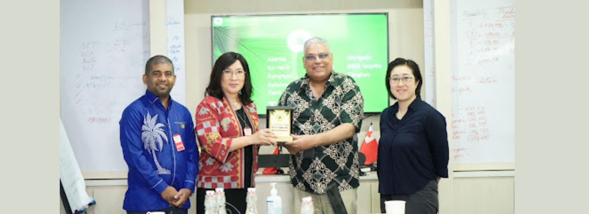 icc-explores-strategic-collaboration-with-ifad-indonesia-to-strengthen-coconut-sector20250428114702.jpg